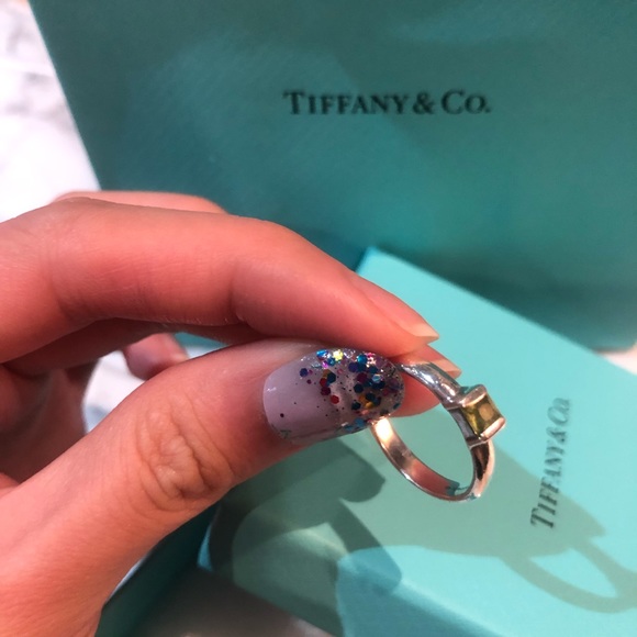 Tiffany & Co Peridot Gem Ring - Picture 5 of 5